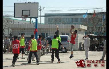 吉林森工北京門業公司2011春季職工籃球賽火熱拉開戰幕