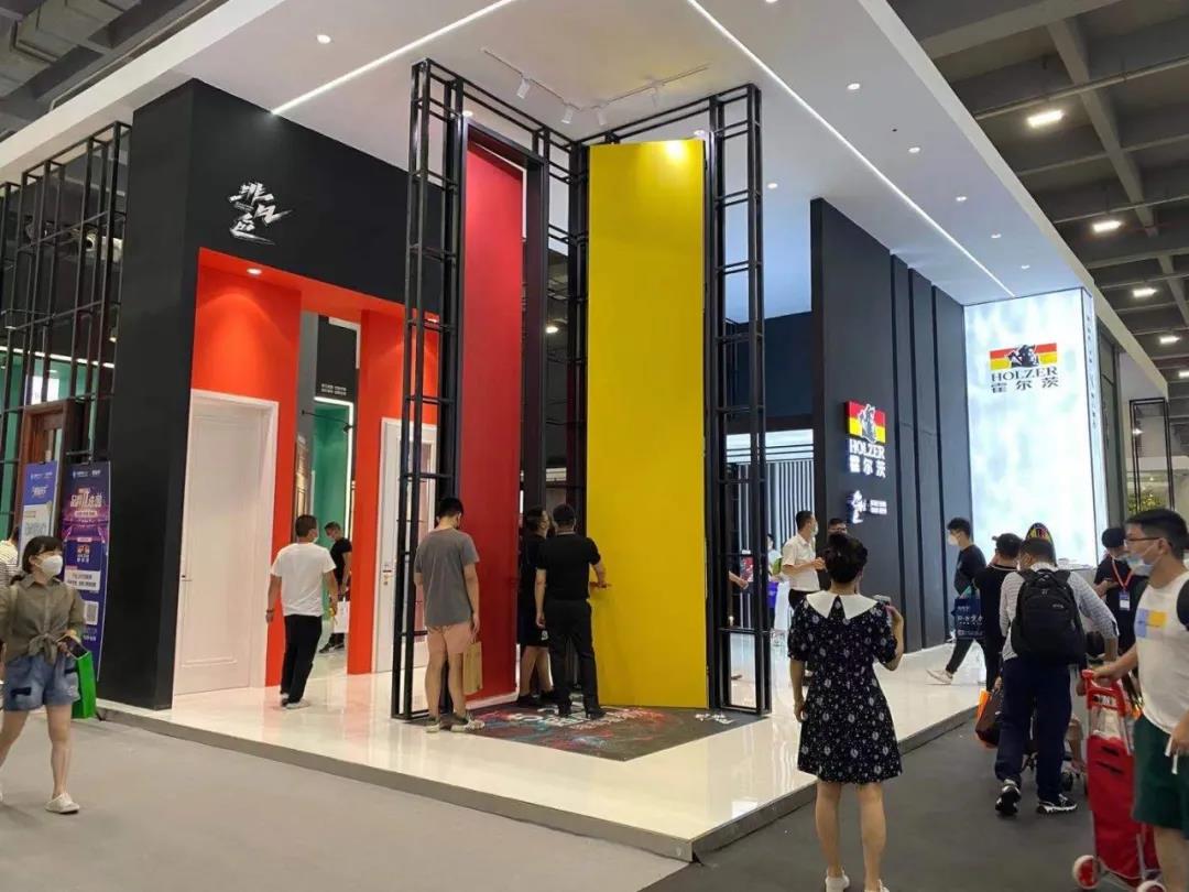 閃耀廣州建博會 霍爾茨色彩美學大放異彩
