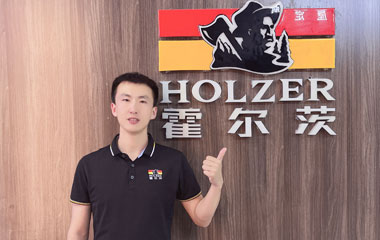 霍爾茨烏蘭浩特優秀經銷商曹陽——“打鐵還需自身硬”